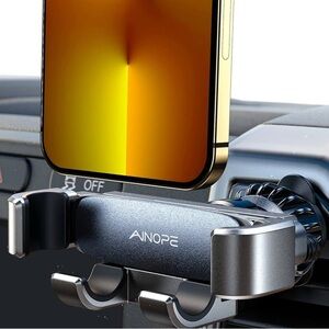 NWT Ainope Car Phone Mount